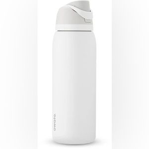 Owala FreeSip Vacuum Water Bottle - 40 fl. oz.
